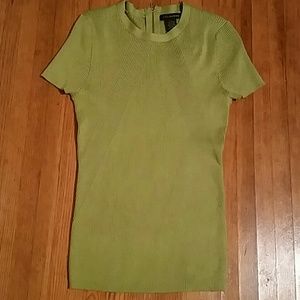 Nwt-Green ribbed sweater